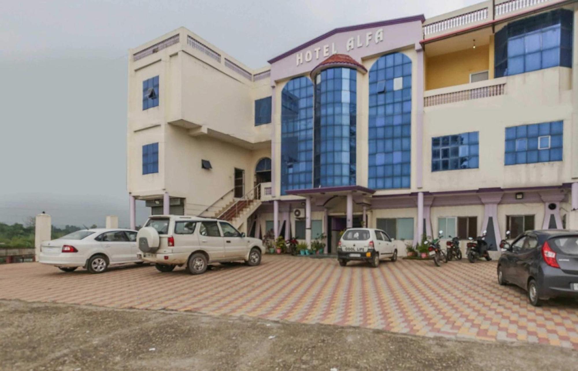 Hotel O Alfa Amb Extérieur photo